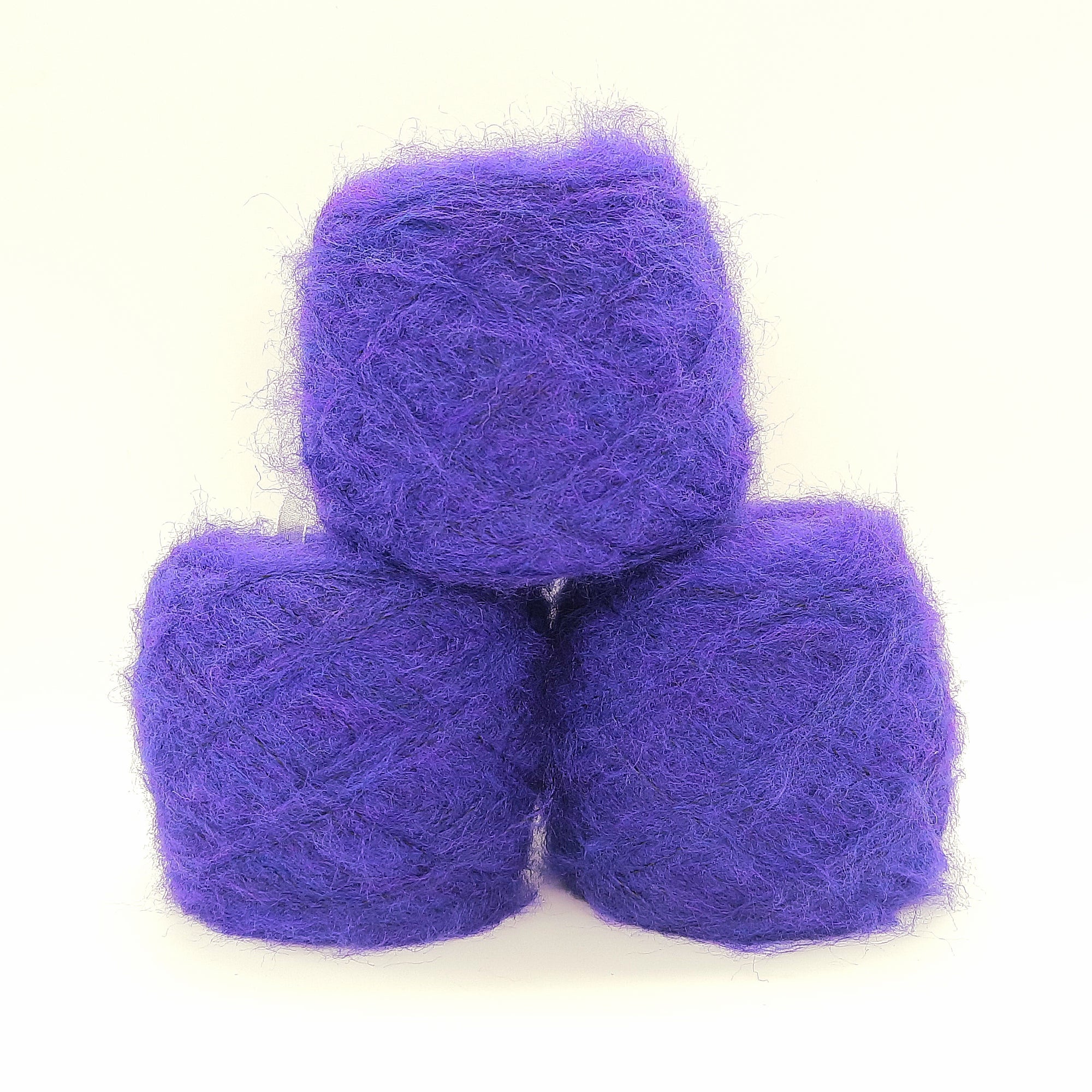 Mohair Morado Eléctrico 50gr
